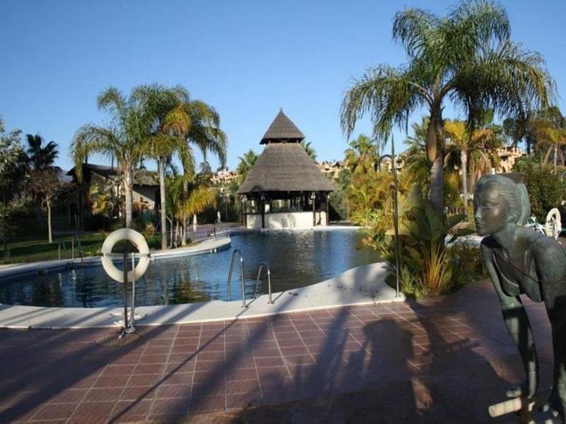 El Campanario Del Paraiso Estepona Exterior photo