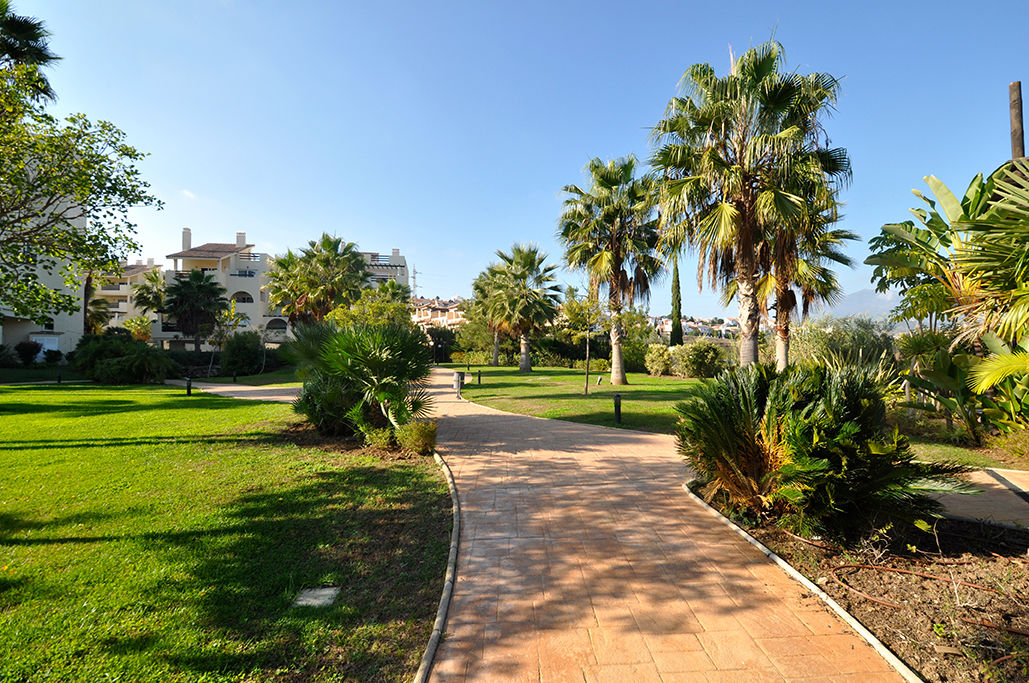 El Campanario Del Paraiso Estepona Exterior photo